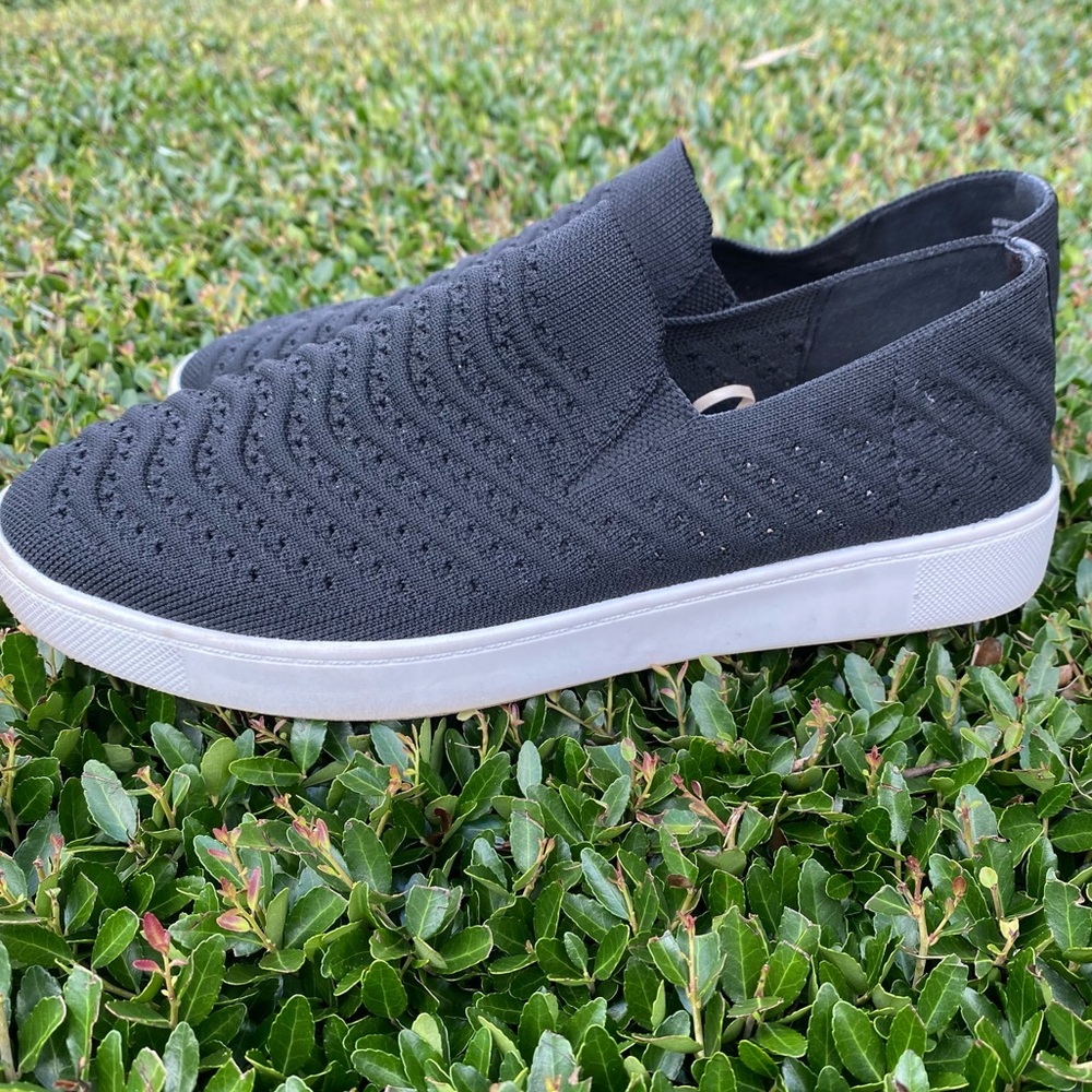 Mountain Sole Womens‎ Knit Slip On Shoes US Size 9 Black
